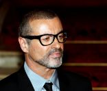 George Michael annonce sa prochaine tournée Symphonica, au Royal Opera House, à Londres le 11 mai 2011