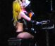 Lady Gaga invite Maria Aragon à son concert à Toronto, le 3 mars, pour interpréter  Born this way  en duo.