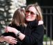 Sharon Stone : moments de tendresse avec son fils Quinn au Coldwater Park à Beverly Hills à Los Angeles le 14 mai 2011