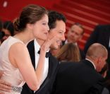 Laetitia Casta et Stefano Accorsi avant la montée des marches, pour la  projection de La Conquête, lors du Festival de Cannes, le 18 mai 2011