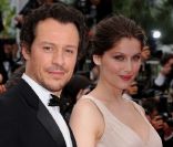 Laetitia Casta et Stefano Accorsi avant la montée des marches, pour la  projection de La Conquête, lors du Festival de Cannes, le 18 mai 2011