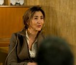 Ingrid Betancourt en Norvège le 4 mai 2011 pour la promotion de ses mémoires de captivité. Le 21 ma, le journal Le parisien annonce que l\'ancienne sénatrice colombienne part s\'installer en Angleterre pour y passer sa thèse en théologie...