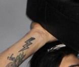 Amy Winehouse, encore du souci à se faire : elle perd ses cheveux