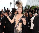 Elena Lenina sur le tapis rouge de Cannes le 11 mai 2011