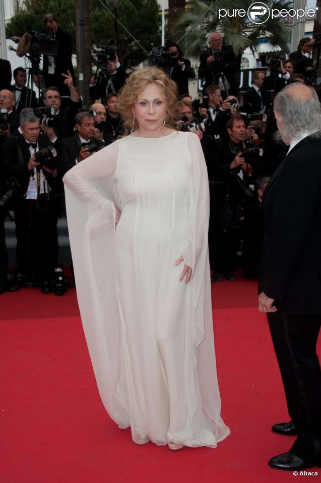 Faye Dunaway sur le tapis rouge de Cannes le 11 mai 2011