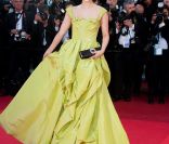 Fan Bing Bingsur le tapis rouge de Cannes le 16 mai 2011