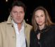 Philippe Lellouche et Vanessa Demouy (enceinte) à l'avant-première du film Le Marquis en février 2011