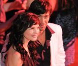La ravissante Delphine Chanéac dans <em>For the love of money</em>, prochainement en salles.