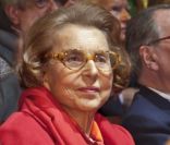 Liliane Bettencourt à Paris en octobre 2010 lors de la cérémonie du 11er prix Liliane Bettencourt pour l'intelligence de la main au musée du Quai Branly  