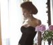 Natalia Belova prend la pose comme personne pour Masquerade By Panache  