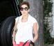 Eva Mendes dans les rues d'Hollywood avec son chien, le 3 juin 2011