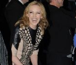  Kylie Minogue semble épanouie et heureuse... La chanteuse retrouve son public australien. Sydney, 6 juin 2011 