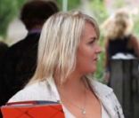 Valérie Damidot et Catherine Jacob dans Victoire Bonnot - Episode 3 : les masques tombes sur M6 le jeudi 9 juin à 20h45.