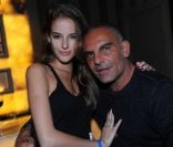 Christian Audigier et sa girlfriend le dimanche 5 juin 2011, à l'Arc, à Paris.