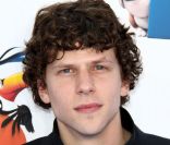 Jesse Eisenberg tournera en juillet 2011, à Rome, sous la direction de Woody Allen.