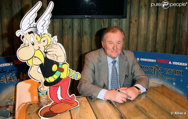 Albert Uderzo au salon du livre de Paris, le 22 mars 2007.