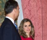 Letizia d'Espagne et Felipe au palais royal à Madrid le 9 juin 2011