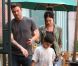 Megan Fox : Dans les bras de son homme, elle oublie son look tristounet