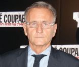 André Vallini lors de l'avant-première de  Présumé Coupable , dans l'enceinte du Gaumont Marignan des Champs-Elysées, à Paris, le 14 juin 2011.