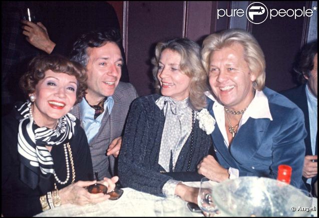 Michou, Jean-Pierre Cassel et Lauren Bacall, à Paris, le 10 novembre 1975.