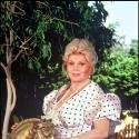 Zsa Zsa Gabor, sortie du coma, fait la fête avec son mari... au champagne !