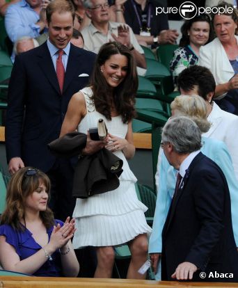 Le prince William et son épouse Catherine (Kate Middleton) étaient présents à Wimbledon le 27 juin 2011 pour encourager sur le court central l'Ecossais Andy Murray, opposé à Richard Gasquet.