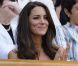 Toujours aussi complices et radieux, le prince William et sa femme Kate Middleton ont fait un détour par le court central de Wimbledon, le 27 juin 2011, avant d'embarquer pour leur visite officielle en Amérique du Nord. Juste le temps de voir Andy Murray se qualifier pour les quarts de finale.