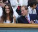 Toujours aussi complices et radieux, le prince William et sa femme Kate Middleton ont fait un détour par le court central de Wimbledon, le 27 juin 2011, avant d'embarquer pour leur visite officielle en Amérique du Nord. Juste le temps de voir Andy Murray se qualifier pour les quarts de finale.