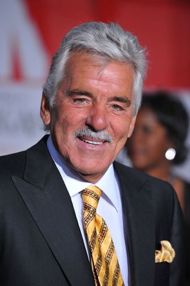 Dennis Farina 