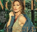 Gisele Bündchen est sublime en couverture du magazine Vogue. Elle a posé au Brésil devant l'objectif de Jacques Dequeker.