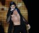 Ricky Martin sur scène, tombe la chemise, et fait monter la température