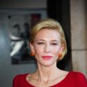 Défilé Armani : Cate Blanchett illumine la Fashion Week parisienne avec style