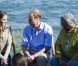  Au lac Blachford, le prince William et sa femme Catherine ont été initiés aux coutumes tribales, notamment avec le doyen François Paulette. 
 Le prince William et la duchesse Catherine de Cambridge se sont rendus mardi 5 juillet 2011 dans la province des Territoires du Nord-Ouest, avant-dernière étape du programme officiel de leur Royal Tour au Canada. 