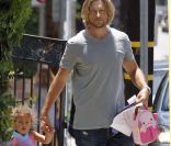 Gabriel Aubry et sa fille Nahla ont trouvé un nouveau jeu... qui ne va pas plaire à Halle Berry ! Vendredi 8 juillet, à Los Angeles