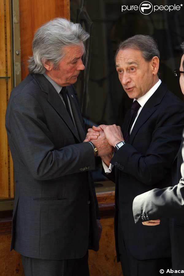 Alain Delon et Bertrand Delanoë sont venus rendre hommage à Pascal Sevran