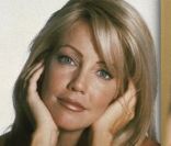 Heather Locklear : d'un côté il y a la policière brushingé de Hooker et de l'autre, la sexy Amanda de Melrose Place !