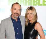 Kevin Spacey et Jennifer Aniston lors du photocall de Comment tuer son boss ? à Londres le 20 juillet 2011