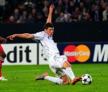 Klaas-Jan Huntelaar le 29 septembre 2010 avec Schalke 04 contre le Benfica