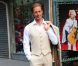 Brad Pitt a débarqué au musée Grévin de Paris ce mardi 26 juillet 2011 aux côtés de George Clooney