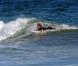 Les parents de Victoria Beckham regardent leur petit fils Brooklyn faire du surf à Malibu le 19 juillet 2011