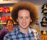 Josh Sussman, photographié au parc Disneyland à Anaheim (Californie), samedi 30 juillet 2011.