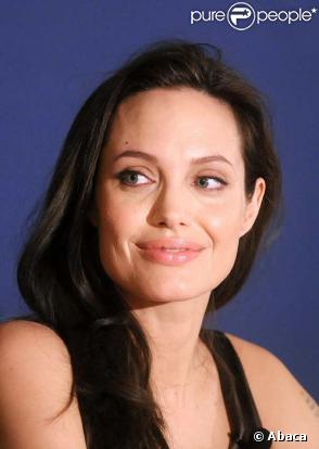 Angelina jolie