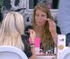 Aurélie (Secret Story 5) : Si elle continue à manger comme cela, pas sûr que son Rudy l'attende à la sortie ! Attention jolie Aurélie, reprend toi ! 
