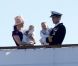 Le prince Frederik de Danemark, son épouse la princesse Mary et leurs jumeaux de sept mois, Vincent et Joséphine, ont embarqué à bord du Dannebrog, le yacht royale. Première escale de la tournée estivale du 22 au 26 août 2011 : Skagen, à l'extrême nord du pays, le 22 août.