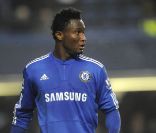 John Obi Mikel peut retrouver le sourire : après dix jours de séquestration suite à son enlèvement le 12 août 2011, son père Michael a été délivré par la police.