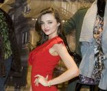 Miranda Kerr se promène dans le Liverpool Polanco store à Mexico City, le 1er septembre 2011 