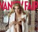Dotée d'une classe incomparable, l'actrice Kate Winslet, nue sous un manteau, en couverture du Vanity Fair, décembre 2008. 