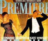 Dans le rôle de sa vie, Kate Winslet, accompagnée de Leonardo DiCaprio, rejoue Titanic pour l\'édition française de Premiere. Janvier 1998.<br />