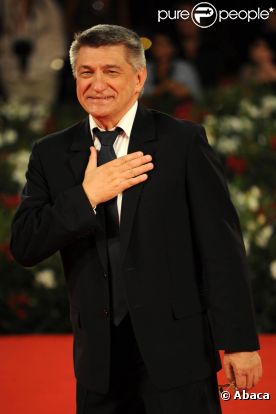 L'équipe du film Faust, d'Alexandre Sokourov, avec Johannes Zeiler et Anton Adasinskiy, lors de la 68e Mostra de Venise. Le 10 septembre 2011, Faust a reçu le Lion d'or de la biennale.