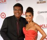 Eva Longoria et George Lopez assistent aux ALMA Awards, à Los Angeles, samedi 10 septembre 2011.